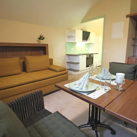 Rosenhotel - Serviced 4* Zwentendorf