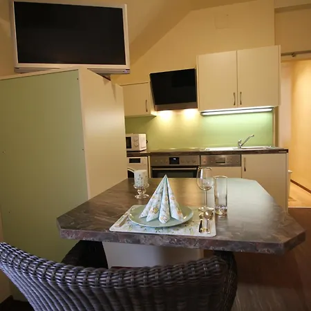 Rosenhotel - Serviced فندق Zwentendorf