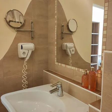 فندق Rosenhotel - Serviced 4*