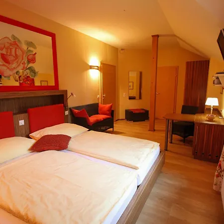Rosenhotel - Serviced فندق Zwentendorf